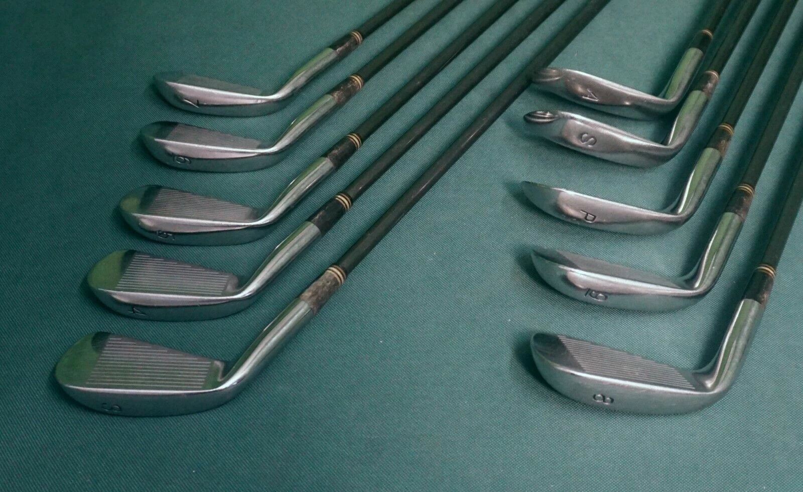 Maxfli Set Of 10 X Isao Aoki Signature DP-555 Irons 3-SW + A Wedge Stiff Graphite 6 Maxfli Set Of 10 X Isao Aoki Signature DP-555 Irons 3-SW + A Wedge Stiff Graphite - Image 4