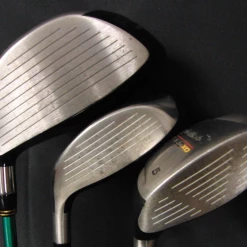 Cleveland/Bridgestone/TaylorMade Set Cleveland CG Red Irons 4-PW, Driver, 3 + 5 Wood, Putter + Bag -Golf Bags Shop 32 a399e46b 0f74 4b40 8862 7395512ccb22