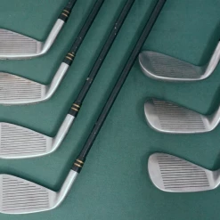 Vintage Scarce Set Of 7 X Yonex Aerona 10 Irons 4-PW Regular Graphite Shafts -Golf Bags Shop 32 a8ff9850 15d2 4408 9bde 5e6de5244404
