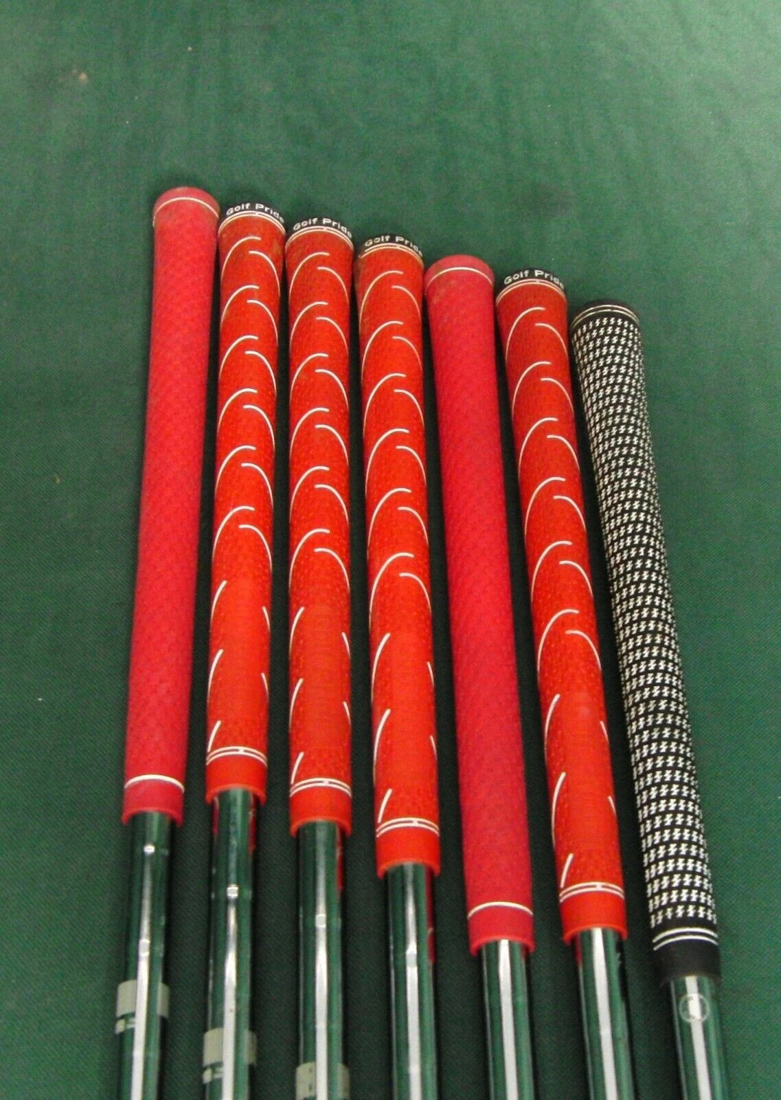 Set Of 7 X Srixon I-302 Forged Irons 4-PW Stiff Steel Shafts Mixed Grips 8 Set Of 7 X Srixon I-302 Forged Irons 4-PW Stiff Steel Shafts Mixed Grips - Image 6