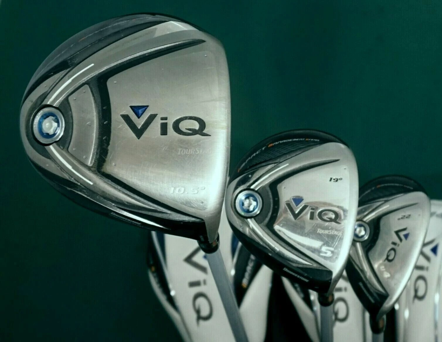 Set Of 3 X Bridgestone TourStage ViQ 10.5° Driver, 5 Wood + 22° U4 Hybrid + HC's 3 Set Of 3 X Bridgestone TourStage ViQ 10.5° Driver, 5 Wood + 22° U4 Hybrid + HC's