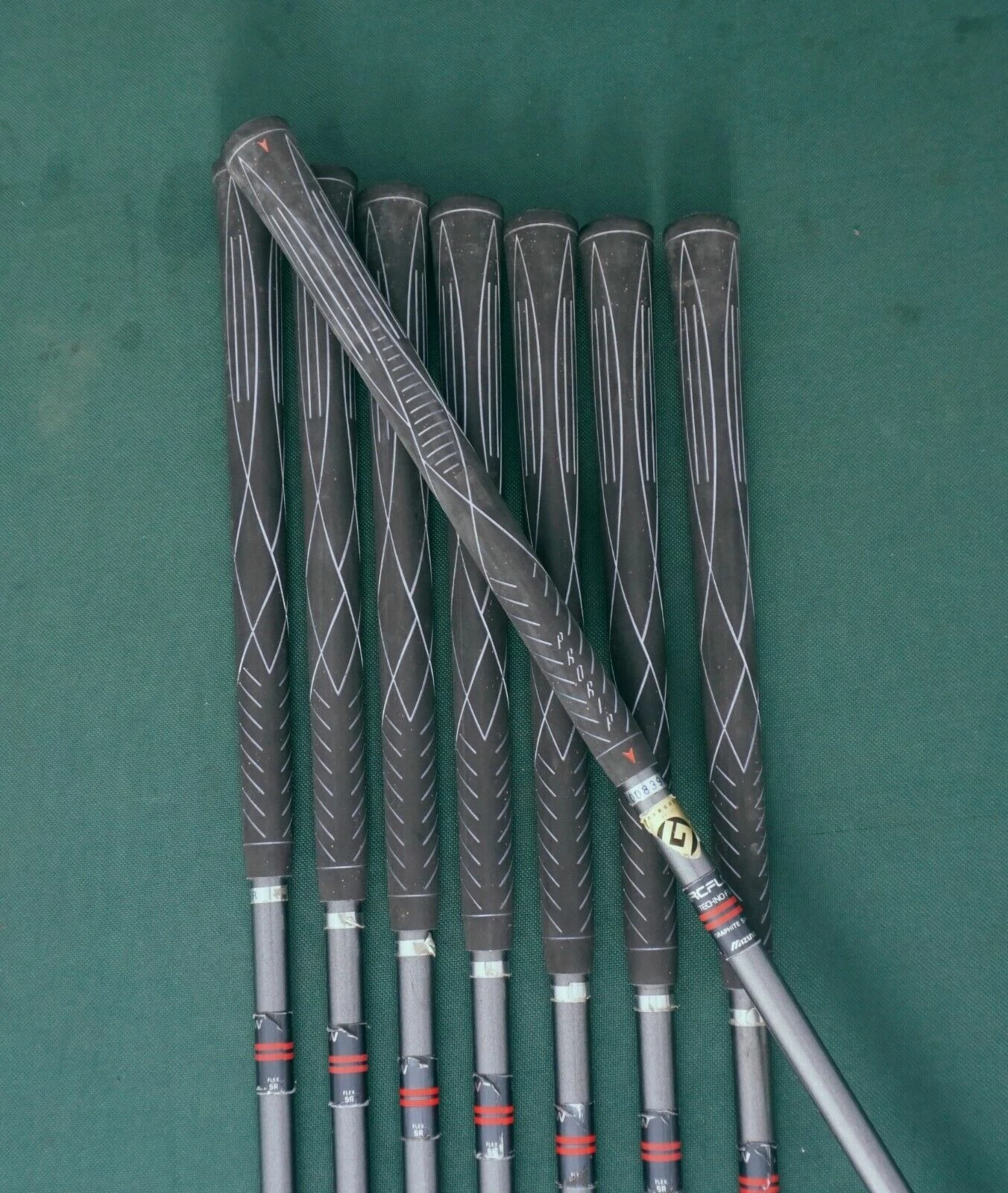 Collectors Set Of 7 X Mizuno Vanguard Hybrid Irons 4-SW Seniors Graphite Shafts 8 Collectors Set Of 7 X Mizuno Vanguard Hybrid Irons 4-SW Seniors Graphite Shafts - Image 6