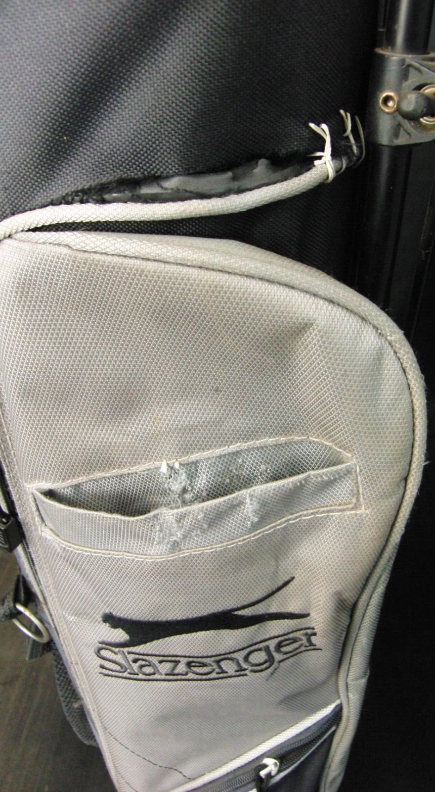 Wilson, TaylorMade, Slazenger, & Ben Sayers Set Of Wilson Fat Shaft 5-SW +Driver +3 Wood + 5 Wood +Putter +Bag 9 Wilson, TaylorMade, Slazenger, & Ben Sayers Set Of Wilson Fat Shaft 5-SW +Driver +3 Wood + 5 Wood +Putter +Bag - Image 7