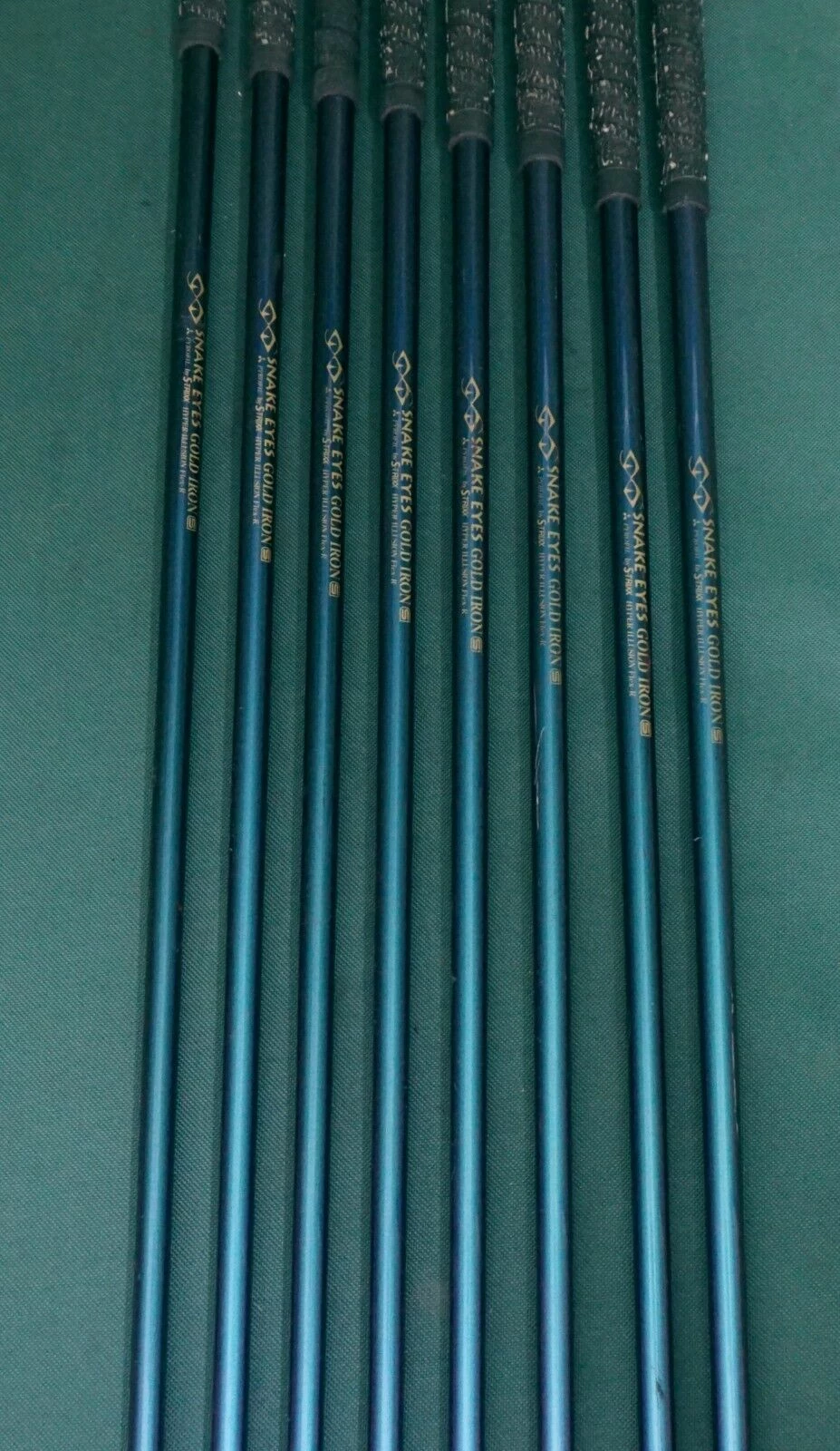 Set Of 8 X Snake Eyes Ultimate Design Gold Irons 3-PW Regular Graphite Shafts 7 Set Of 8 X Snake Eyes Ultimate Design Gold Irons 3-PW Regular Graphite Shafts - Image 5