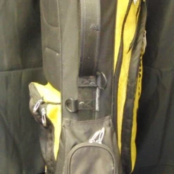 7 Division Taylormade R5 Hundred Series Black & Yellow Stand Carry Golf Bag -Golf Bags Shop 32 e47bdbbb 85ee 4e82 a048 db05f88e4166