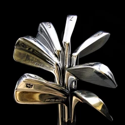 Set Of 7 X Wilson Staff FG62 Irons 4-PW Regular Steel Shafts Golf Pride Grips