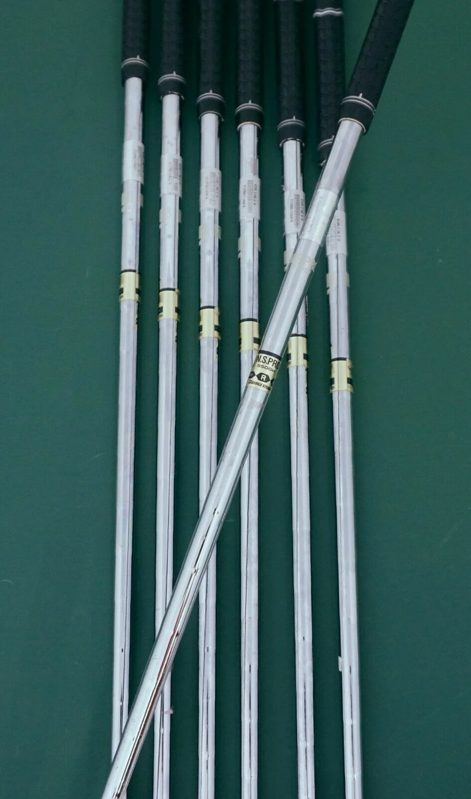 Lincs_golf Set 7 X Bridgestone V300 III Tour Stage Premium Forged Irons 4-PW Regular Steel 7 Lincs_golf Set 7 X Bridgestone V300 III Tour Stage Premium Forged Irons 4-PW Regular Steel - Image 5