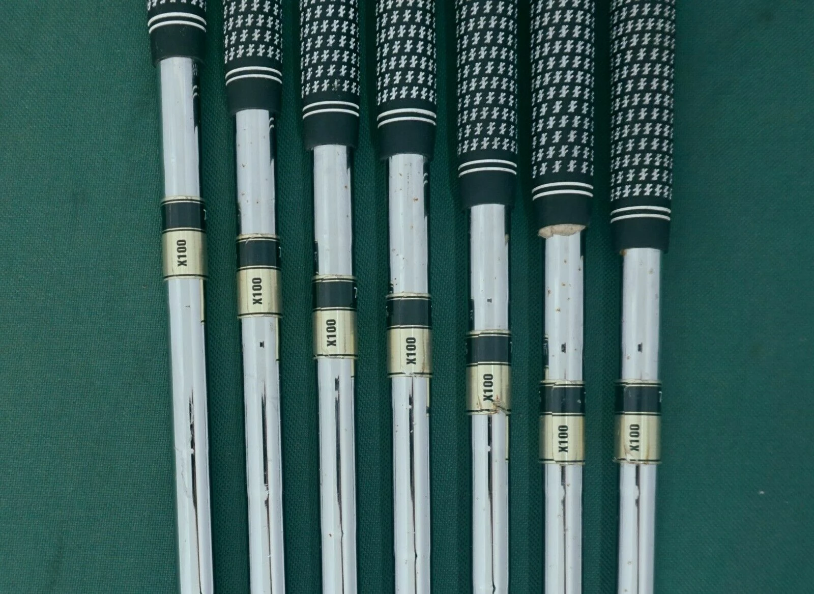 Lincs_golf Left Handed Set 7x Cobra King CB Forged Black Irons 4-PW Extra Stiff Steel Shaft 9 Lincs_golf Left Handed Set 7x Cobra King CB Forged Black Irons 4-PW Extra Stiff Steel Shaft - Image 7